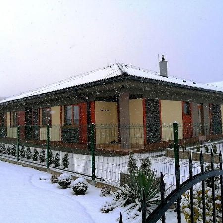 Elejan Apartment Bešeňová Exterior foto