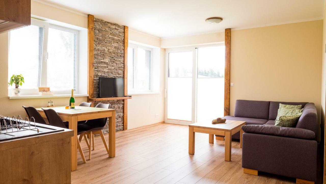 Elejan Apartment Bešeňová Exterior foto