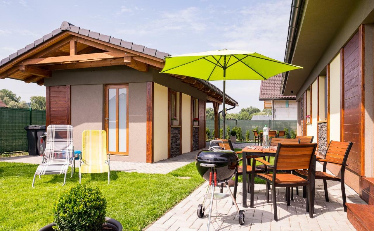 Elejan Apartment Bešeňová Exterior foto